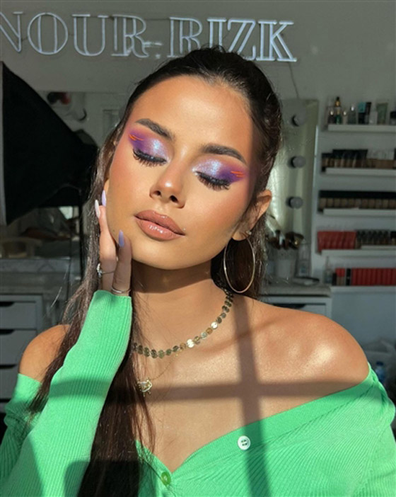 منة عرفة تسأل الجمهور: أنا شبه سيلينا جوميز؟ صورة رقم 7