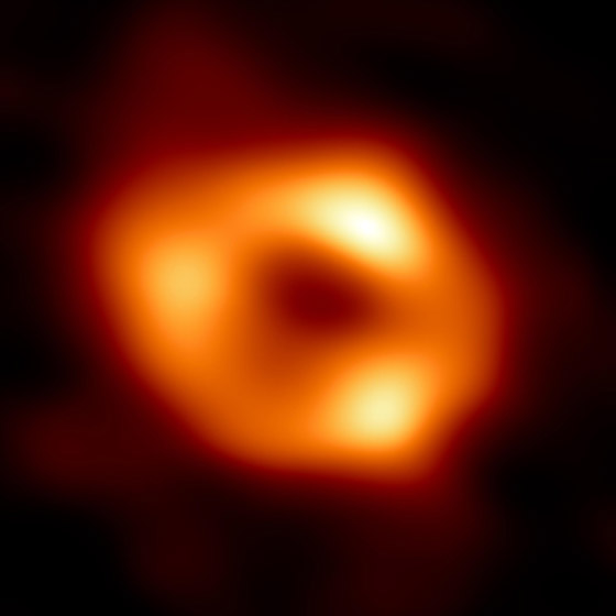 فيديو: رصد فقاعة غاز حول الثقب الأسود العملاق وسط مجرة درب التبانة صورة رقم 3