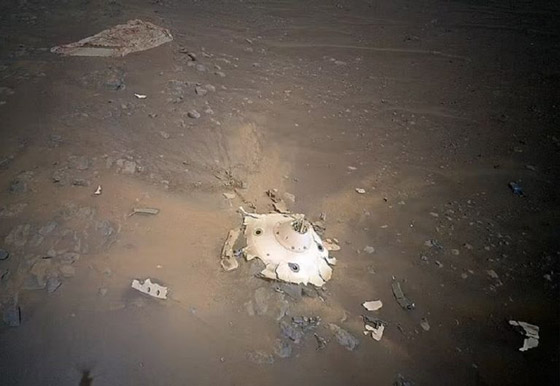 15 ألف رطل.. قمامة البشر على سطح المريخ صورة رقم 2