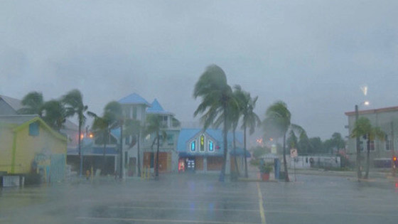 فلوريدا تخشى خسائر بشرية كبيرة جراء الإعصار إيان صورة رقم 6