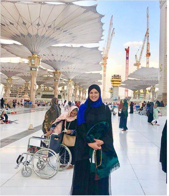 صور نجوم الفن يؤدون العمرة..منهم كريم عبد العزيز وهاني سلامة  صورة رقم 6