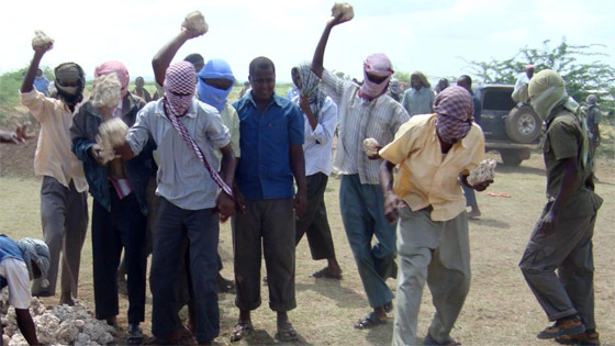 شابة سودانية تواجه الموت رجما بعد محاكمة 