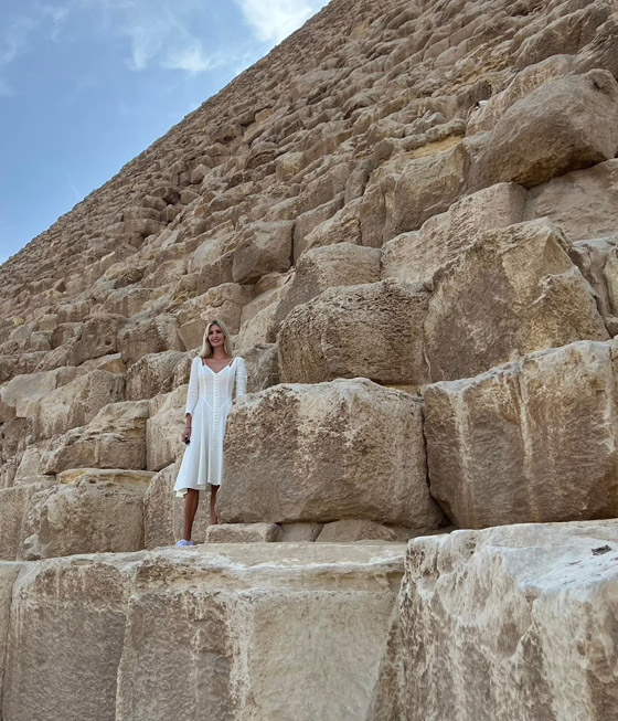 بالصور: إيفانكا ابنة ترامب وأسرتها أمام الأهرامات: أستكشف جمال مصر صورة رقم 5