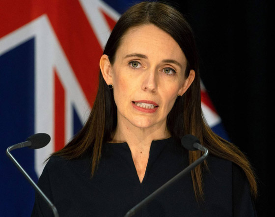 فيديو: وداع مؤثر لرئيسة وزراء نيوزيلندا بعد استقالتها صورة رقم 13