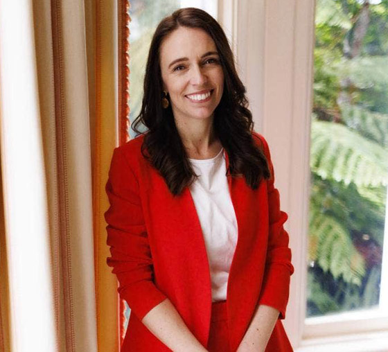 فيديو: وداع مؤثر لرئيسة وزراء نيوزيلندا بعد استقالتها صورة رقم 8