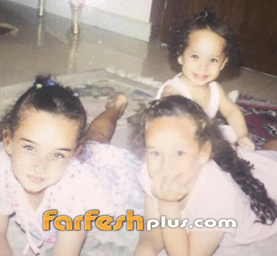 صورة هنا الزاهد في طفولتها برفقة شقيقتيها فرح ونور.. جمال وبراءة صورة رقم 2