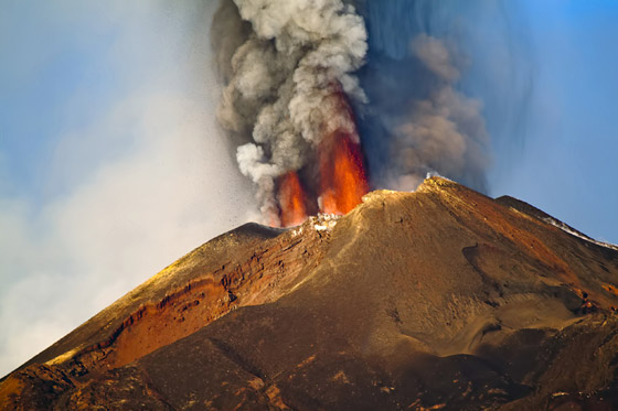 بركان يهدد إيطاليا! التحذير من ثوران خطير لم تشهده البلاد منذ 1583 صورة رقم 3