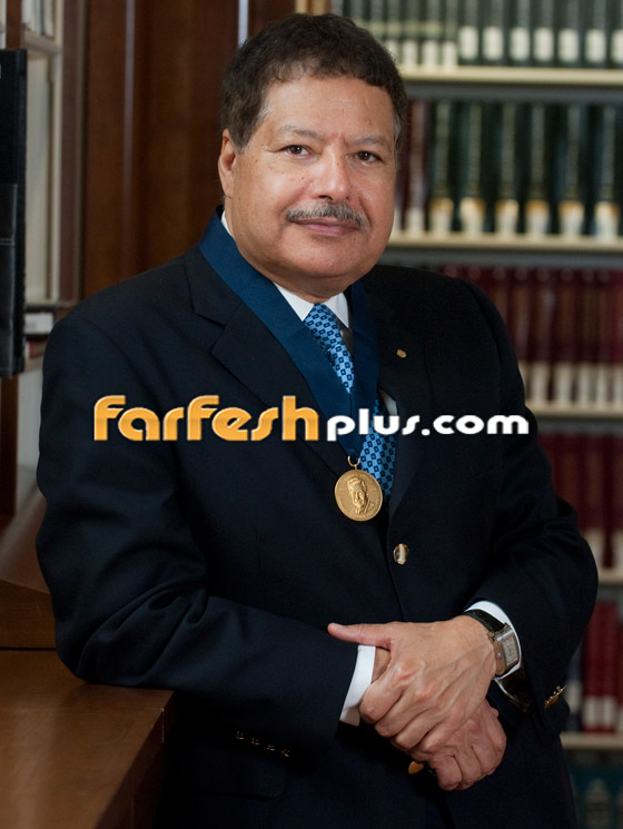 أغاني المهرجانات تهين العلماء! كزبرة يسخر من زويل وعمر كمال يهين 