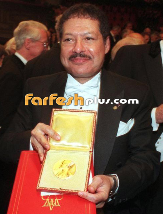 أغاني المهرجانات تهين العلماء! كزبرة يسخر من زويل وعمر كمال يهين 