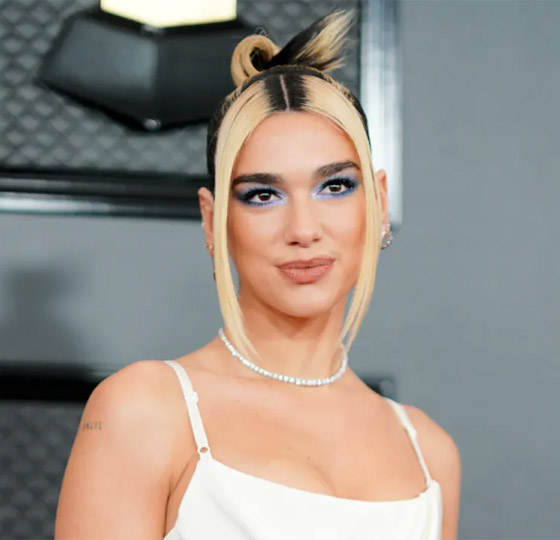 فيديو وصور: نجمة فيلم 