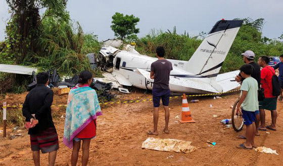 فيديو: مقتل 14 في تحطم طائرة بولاية الأمازون في البرازيل صورة رقم 3