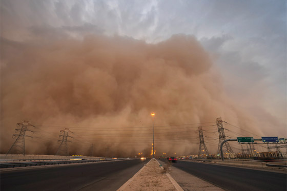 شابة كويتية تطارد العواصف وترصد صورا مذهلة للأحداث المناخية القاسية صورة رقم 18