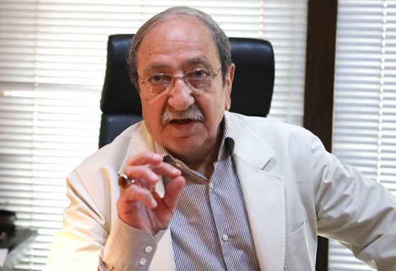 معاناة نجوم سوريا: دريد لحام ينتظر الكهرباء والغاز والبنزين وفنان باع منزله وسيارته صورة رقم 1