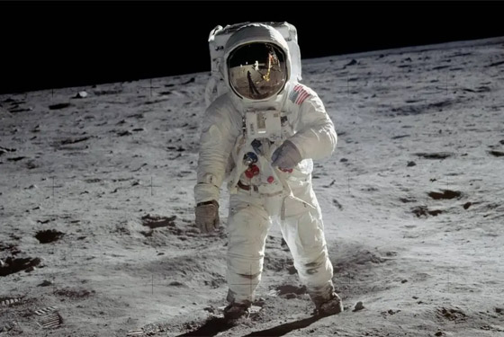 فيديو: أول مركبة هبوط أمريكية على سطح القمر منذ أكثر من 50 عاما صورة رقم 3