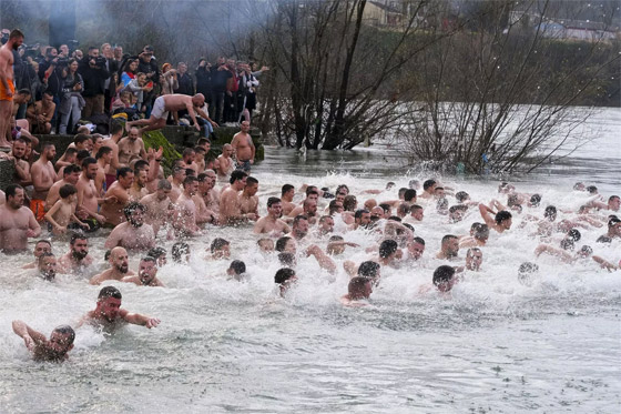 أبرز صور الأسبوع: إليكم أهم الأحداث المصورة من مختلف أنحاء العالم صورة رقم 18