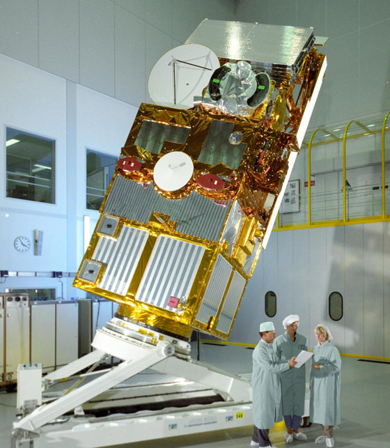 قمر صناعي أوروبي شارد بالفضاء منذ 2011 يصطدم بالأرض خلال أيام! صورة رقم 5