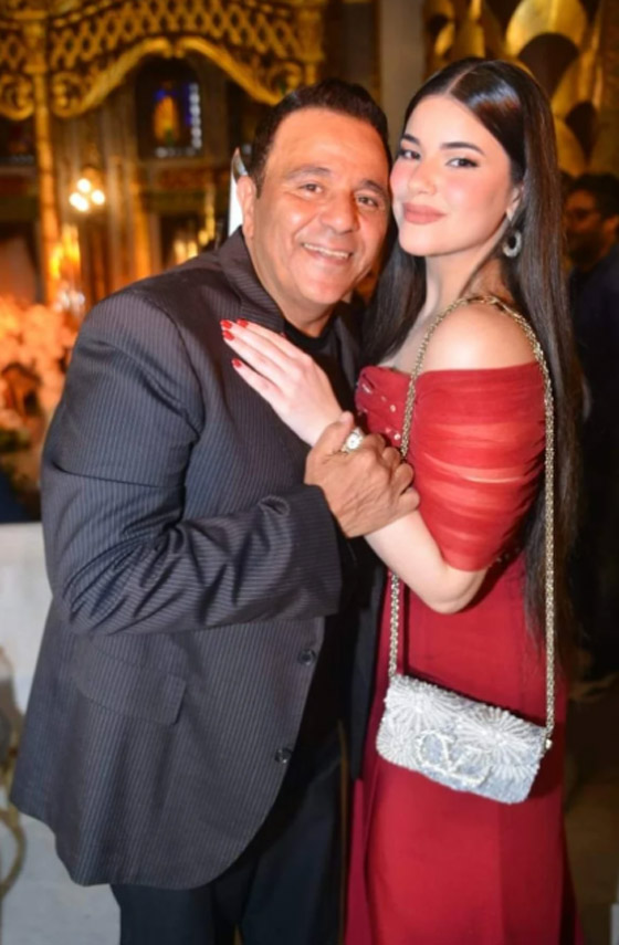 محمد فؤاد يحتفل بزفاف نجله عبد الرحمن، وابنته الشابة الحسناء تخطف الأنظار صورة رقم 4