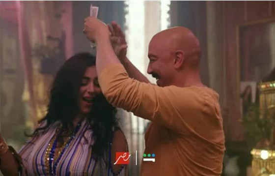 مسلسلات رمضان 2024 في مسلسلات: مشاهد جريئة بمسلسل العتاولة تثير جدلا: متغدي كابوريا! صورة رقم 1
