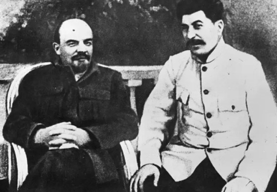 هكذا فاز ستالين في الانتخابات.. وحكم لربع قرن صورة رقم 2