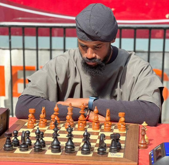 رقم قياسي جديد.. بطل نيجيري يلعب الشطرنج 58 ساعة متواصلة صورة رقم 8