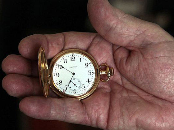 مزاد دولي يبيع ساعة أغنى راكب ابتلعه الأطلسي مع سفينة تايتانيك صورة رقم 7