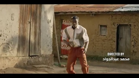 فيديو: حكيم يطرح كليب اغنية (أونانانا) مع فرقة الأطفال الأوغندية (ماساكا) صورة رقم 3