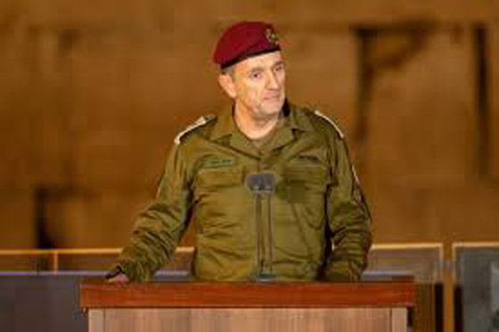 رئيس أركان الجيش الإسرائيلي: أنا من أرسلت أبناءكم ليموتوا في المعركة صورة رقم 2