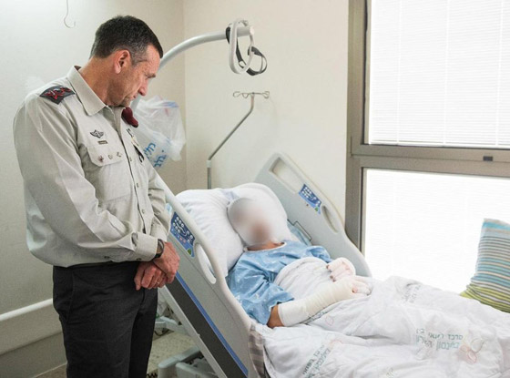 رئيس أركان الجيش الإسرائيلي: أنا من أرسلت أبناءكم ليموتوا في المعركة صورة رقم 3