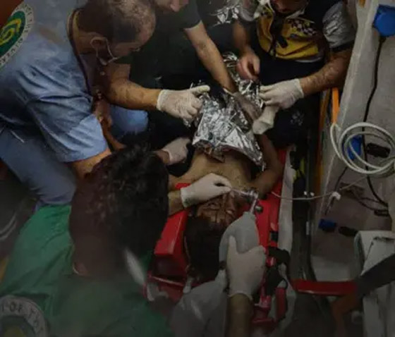 فيديو وصور: إخراج طفل سوري علق طوال الليل داخل بئر عميقة صورة رقم 9