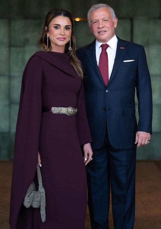 25 عاما على تتويج الملك عبدالله.. كيف اختارت الملكة رانيا إطلالتها لهذه المناسبة؟ صورة رقم 5