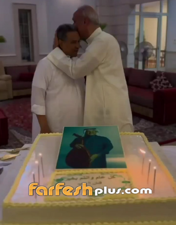 عودة محمد عبده إلى جدة بعد العلاج وأصدقاؤه يحتفلون بعيد ميلاده: صور وفيديوهات صورة رقم 4
