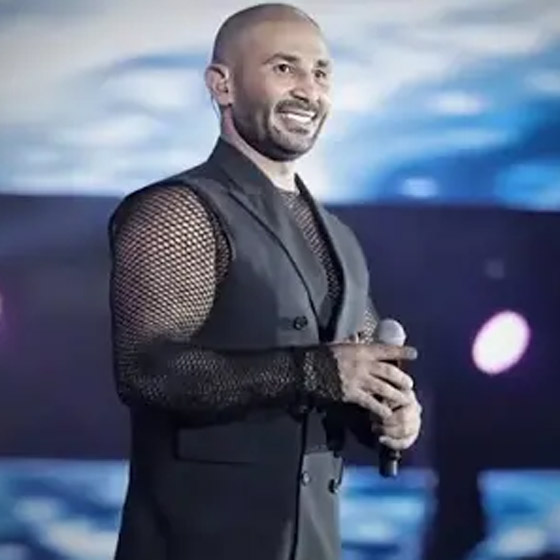 أحمد سعد: ندمت اني لبست حلق وقميص شبك واذهب لدكتور نفسي وشقيقي ينتقدني! صورة رقم 2