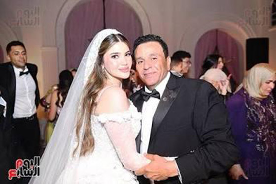 نجوم الفن في حفل زفاف (بسملة) ابنة محمد فؤاد.. اجمل اللقطات للعروس الرومانسية صورة رقم 4