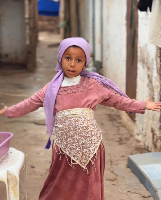 أصغر معجبة لنانسي عجرم تخطف قلب نانسي وتُبهر معجبيها صورة رقم 1 أصغر معجبة لنانسي عجرم تخطف قلب نانسي وتُبهر معجبيها صورة رقم 1