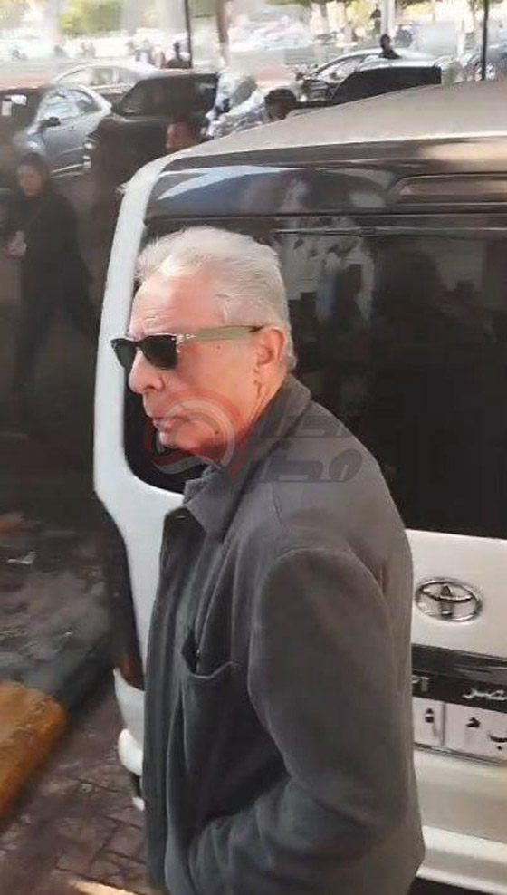 لماذا غاب أحمد الفيشاوي عن جنازة والدته سمية الألفي؟ صور.. صورة رقم 3 لماذا غاب أحمد الفيشاوي عن جنازة والدته سمية الألفي؟ صور.. صورة رقم 3