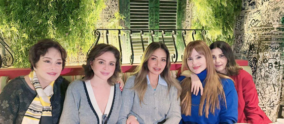 لقاء فني وغذاء على شرف ماجدة الرومي جمع النجمات إلهام شاهين، ليلى علوي، لبلبة وكارول سماحة على النيل صورة رقم 2 لقاء فني وغذاء على شرف ماجدة الرومي جمع النجمات إلهام شاهين، ليلى علوي، لبلبة وكارول سماحة على النيل صورة رقم 2
