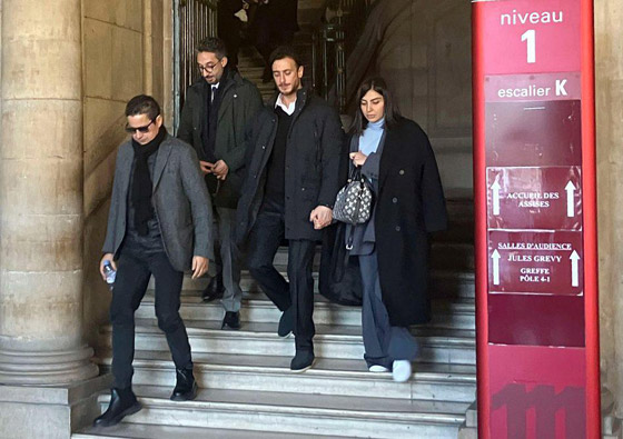حبس المتهمة بقضية سعد المجرد ووالدتها ومحاميتها، بعد كشف وثائق سرية تثبت قيامها بابتزازه! صورة رقم 1 حبس المتهمة بقضية سعد المجرد ووالدتها ومحاميتها، بعد كشف وثائق سرية تثبت قيامها بابتزازه! صورة رقم 1