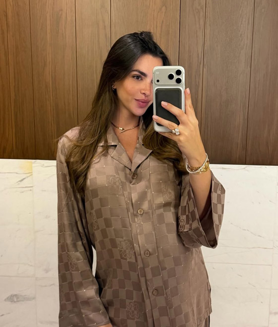 كيف كان رد فعل سيليو ايلي صعب حين كشفت له زوجته زين قطامي ان مولودهما سيكون ذكرا؟ صورة رقم 4 كيف كان رد فعل سيليو ايلي صعب حين كشفت له زوجته زين قطامي ان مولودهما سيكون ذكرا؟ صورة رقم 4