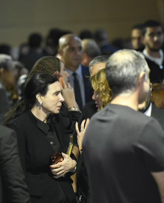 النجوم في عزاء هاني شاكر: تامر حسني، يسرا، دنيا وإيمي سمير غانم، حسبن فهمي، هيفاء وهبي، أنغام، ولبلبة صورة رقم 11 النجوم في عزاء هاني شاكر: تامر حسني، يسرا، دنيا وإيمي سمير غانم، حسبن فهمي، هيفاء وهبي، أنغام، ولبلبة صورة رقم 11