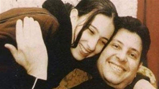 صورة ابنة هاني شاكر رافقته يوميا بعد وفاتها، وما هو والوعد الذي التزم به حتى يوم رحيله:؟ صورة رقم 1 صورة ابنة هاني شاكر رافقته يوميا بعد وفاتها، وما هو والوعد الذي التزم به حتى يوم رحيله:؟ صورة رقم 1