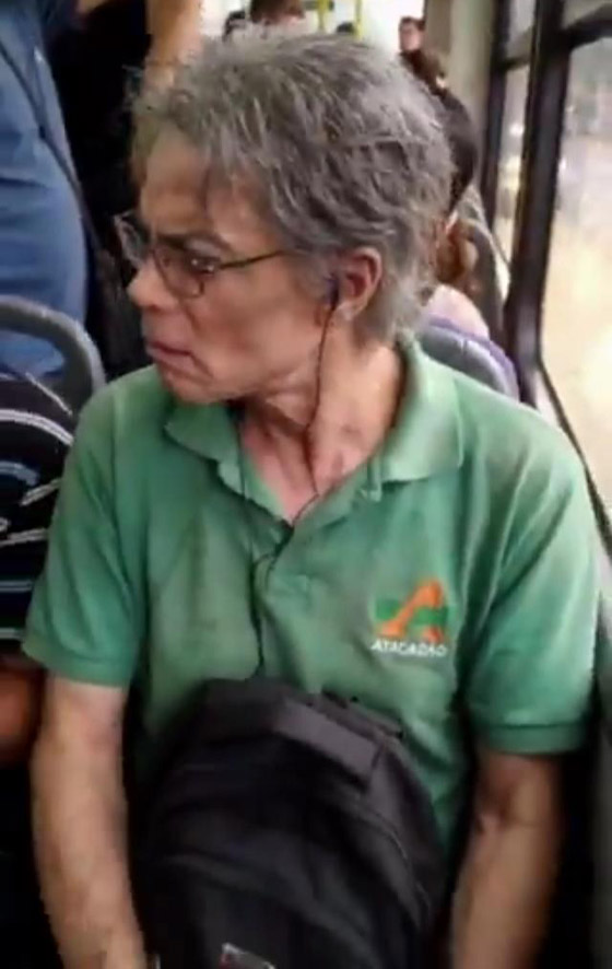 شبيه مايكل جاكسون يذهل الجمهور ويثير الجدل عالمياً! هل ما زال النجم العالمي على قيد الحياة؟ صورة رقم 4 شبيه مايكل جاكسون يذهل الجمهور ويثير الجدل عالمياً! هل ما زال النجم العالمي على قيد الحياة؟ صورة رقم 4