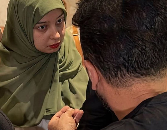 مجنونة احمد العوضي متمسكة بحلم الزواج منه وتقول: أحبه اكثر من يارا السكري! صورة رقم 1