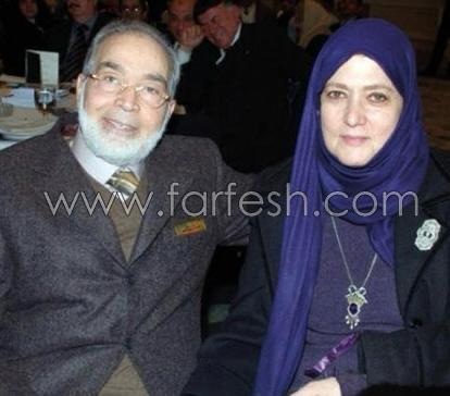 شمس البارودي تنشر أول ‏صورة لها بالحجاب قبل 43 عاما وتوجه رسالة مؤثرة لزوجها الراحل حسن يوسف صورة رقم 4