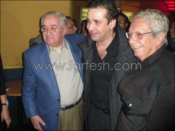 كريم عبدالعزيز واللمبي يخرجان عن صمتهما بعد تنحي مبارك!  صورة رقم 3