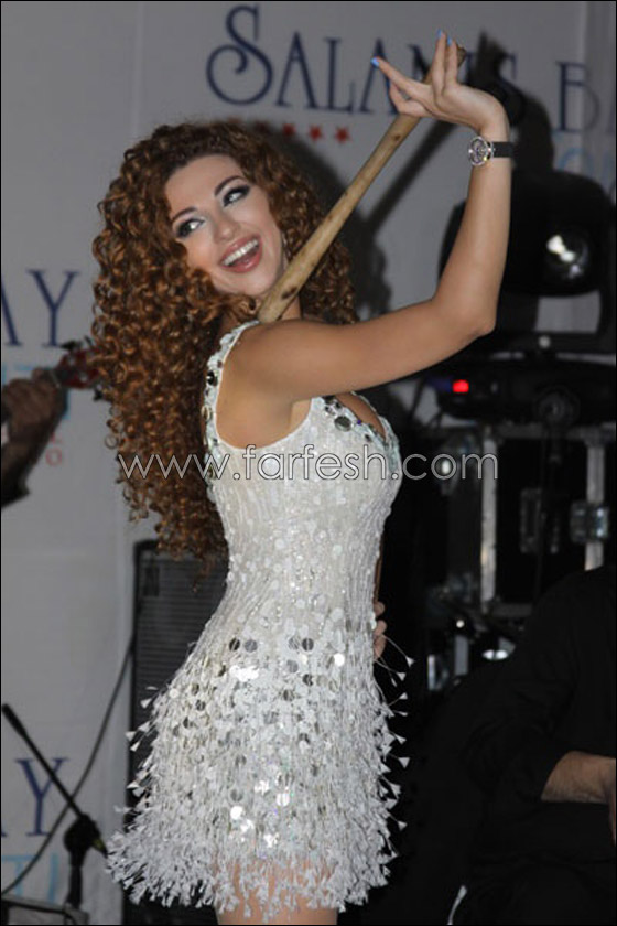 بالصور.. ميريام فارس تلهب الجمهور في قبرص!! صورة رقم 4 بالصور.. ميريام فارس تلهب الجمهور في قبرص!! صورة رقم 4