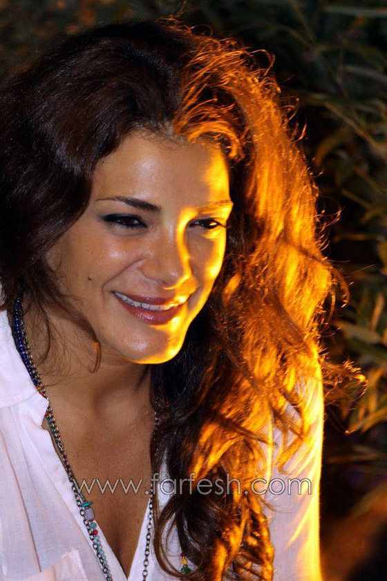 ندى ابو فرحات.. ممثلة لبنانية تميزت بعفويتها وصدقها بالادوار!! صورة رقم 25