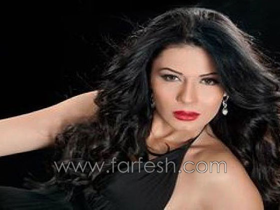 صور جريئة للثنائي احمد زاهر ونجلاء بدر  صورة رقم 11