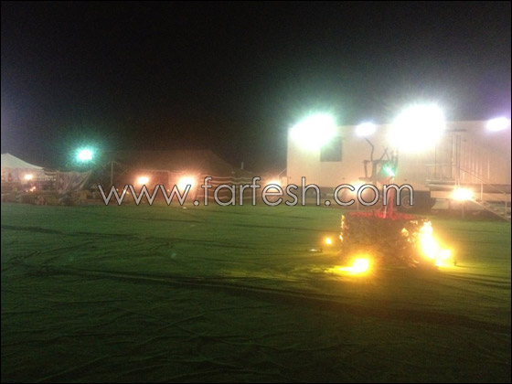 راغب علامة يرتدي العباءة القطرية ويحمل طيرا حرا صورة رقم 8 راغب علامة يرتدي العباءة القطرية ويحمل طيرا حرا صورة رقم 8
