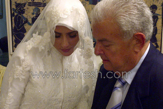 زواج الفنان المصري أحمد الفيشاوي بزي غريب!! صورة رقم 1 زواج الفنان المصري أحمد الفيشاوي بزي غريب!! صورة رقم 1