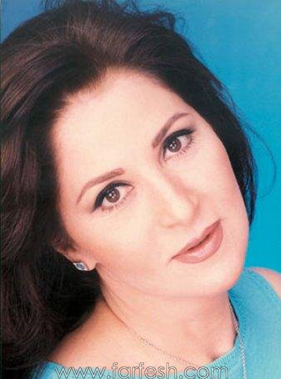 الممثلة المصرية بوسي.. تزوجت من الفنان نور الشريف وتطلقا  صورة رقم 4
